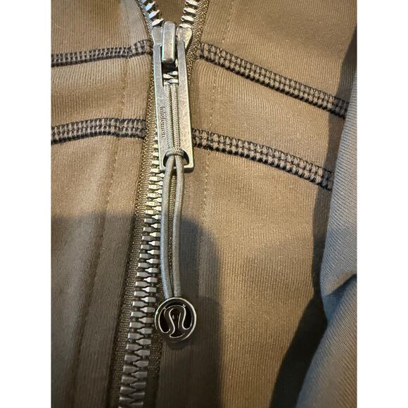 NWT Lululemon Bundle Bra and Define Jacket. Size S/6 - Picture 5 of 14